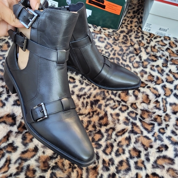 Michael Kors Radley Black Leather Pointed Toe Boots Sz 6.5 - Picture 4 of 16